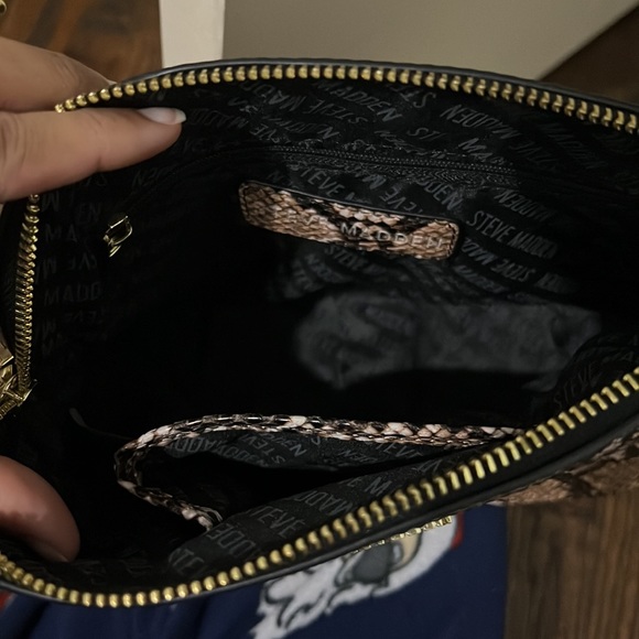 Steve Madden Snakeskin Purse - Picture 3 of 4